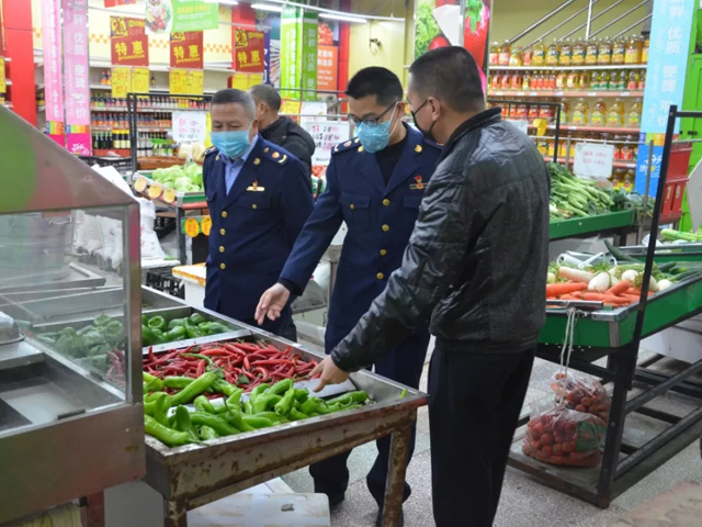 福建市場監(jiān)管部門全面強(qiáng)化食用農(nóng)產(chǎn)品批發(fā)市場“疫情戰(zhàn)況”監(jiān)管，保障食品安全供應(yīng)